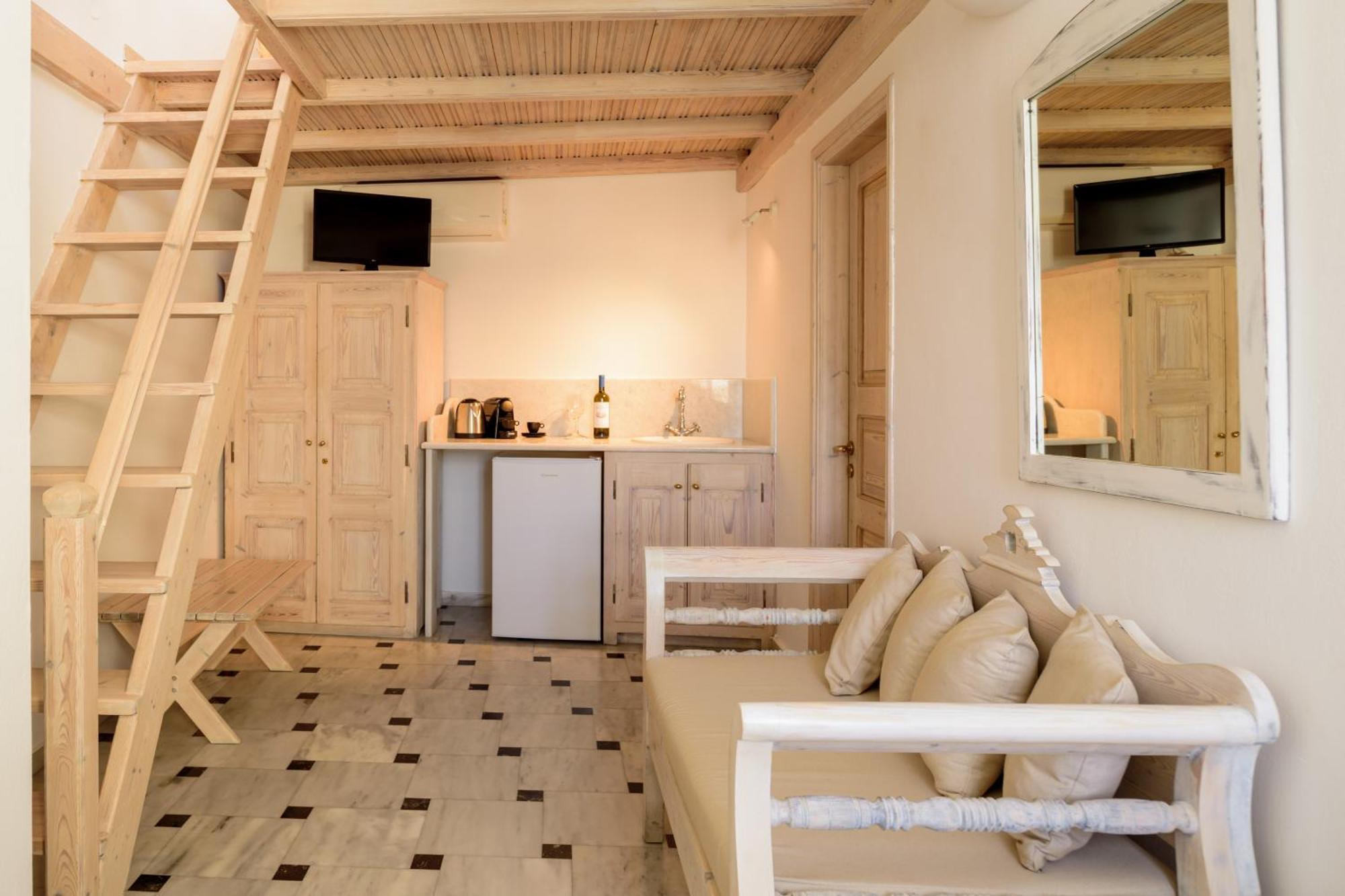 Mybozer Kallisto Hotel 4*